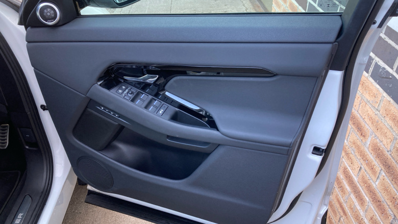 Land Rover Range Rover Evoque 2.0 D200 Dynamic SE 5dr Auto Diesel Hatchback